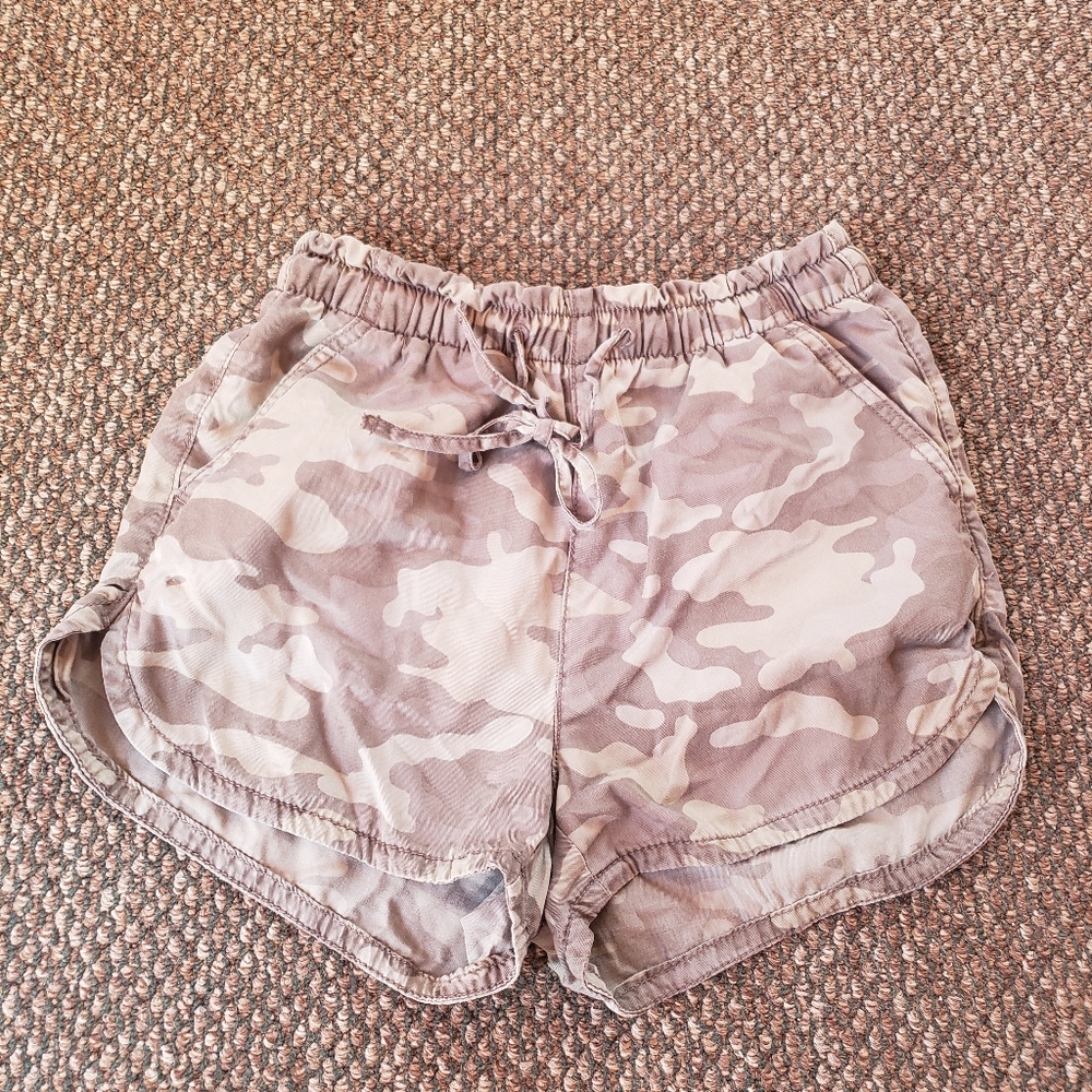 American Eagle, XS, camo shorts